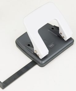 Đục lỗ trung 104 Deli 35 tờ